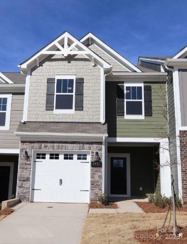 4061 Lawnview Dr, Charlotte, NC 28269