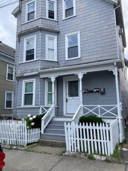 36 Arlington St Unit 1, Lynn, MA 01902