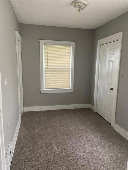 5341 Swope Pkwy, Kansas City, MO 64130