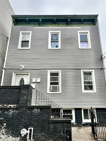 60 Hopkins Ave, Jersey City, NJ 07306