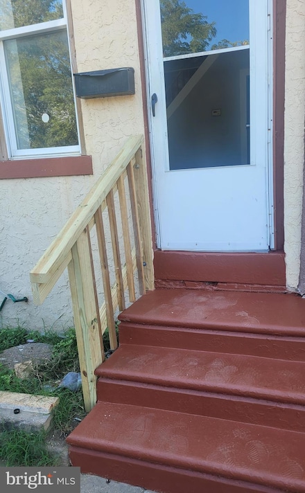 813 S 9th St, Camden, NJ 08103
