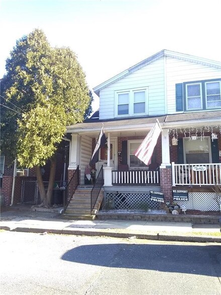 2438 Birch St, Easton, PA 18042
