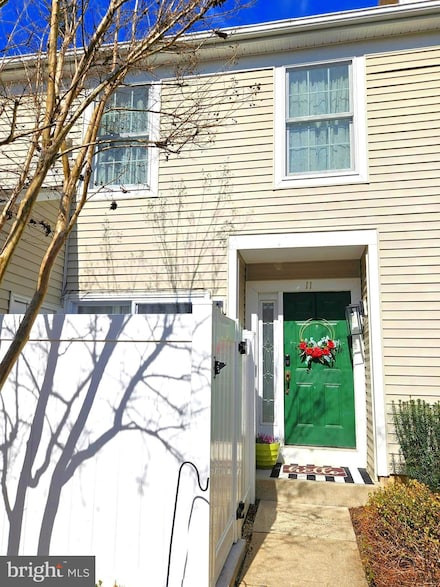 11 Ohara Ct, Olney, MD 20832
