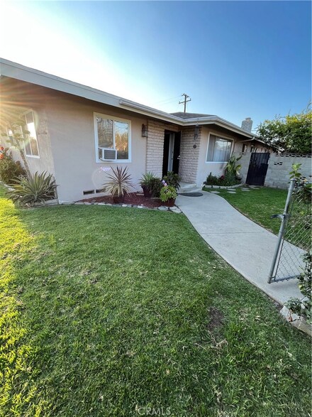 1701 W Orange Grove Ave, Pomona, CA 91768