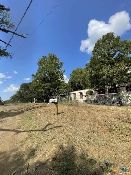 1503 Eilenstein St, Palestine, TX 75801