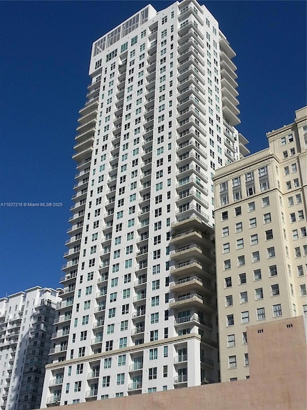 133 NE 2nd Ave Unit 412, Miami, FL 33132