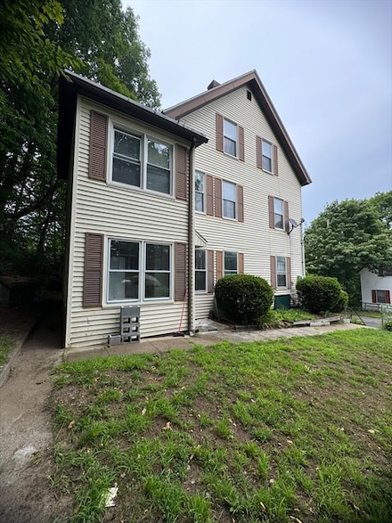 20 Temple St Unit 1, Fitchburg, MA 01420
