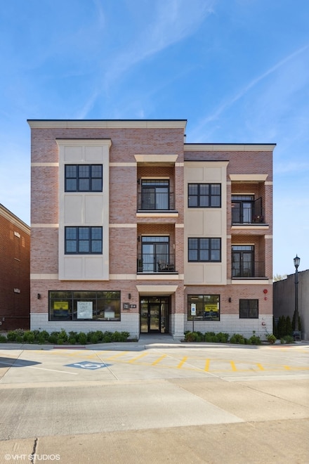 514 Hillgrove Ave Unit 303, Western Springs, IL 60558