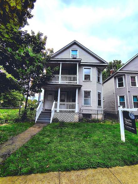 10 Lexington Ave, Poughkeepsie, NY 12601