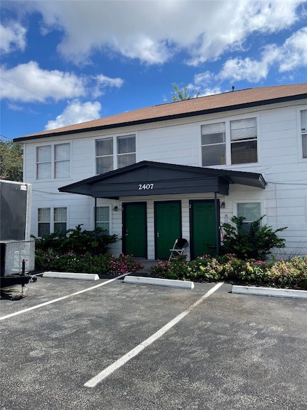 2407 Bastrop St Unit 2, Houston, TX 77004