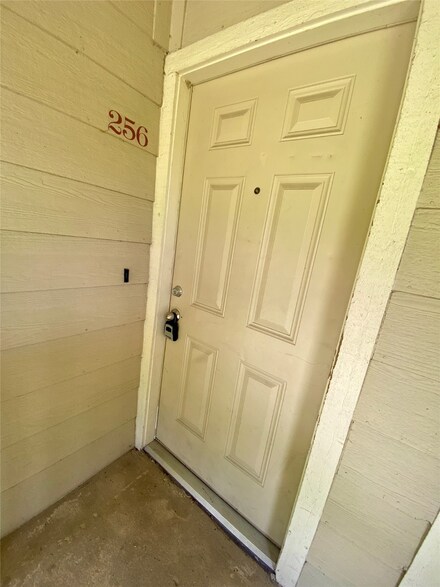 2501 Gulf Fwy Unit 256D, Dickinson, TX 77539