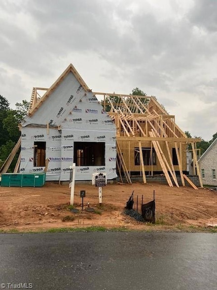 3814 Pinewood Lake Dr, Winston-Salem, NC 27106