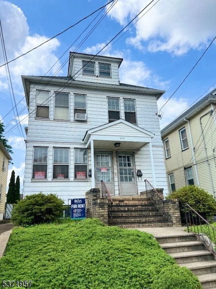 825 Pennington St, Elizabeth, NJ 07202