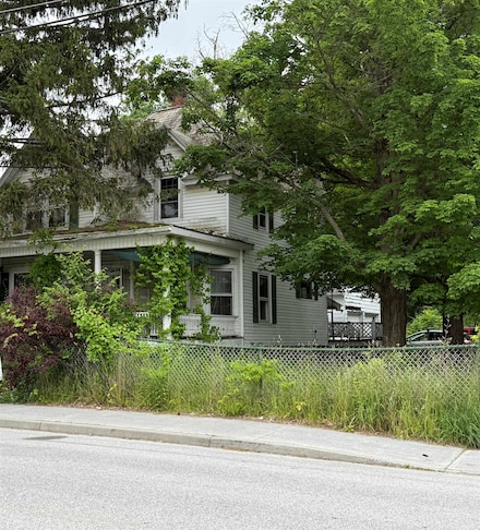 115 River St, Bennington, VT 05201