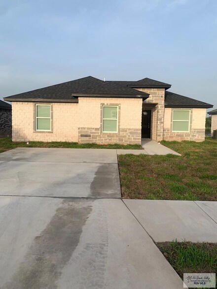 1341 Daytona Beach Ct, Brownsville, TX 78521