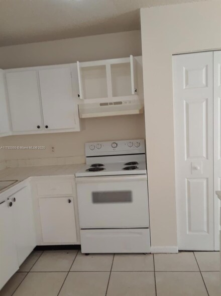 5404 NW 24th Ct Unit 71, Lauderhill, FL 33313