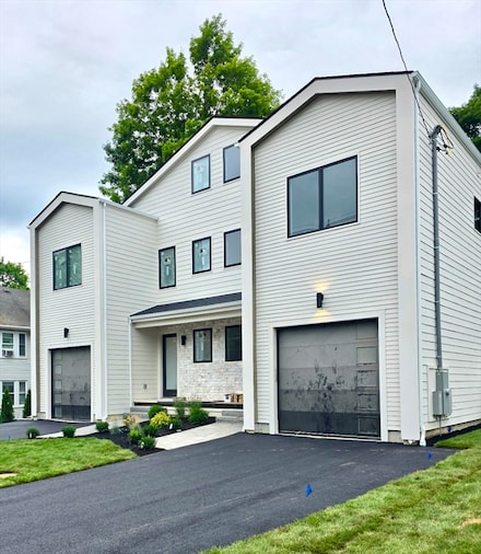 156 Langley Rd Unit 1, Newton, MA 02459