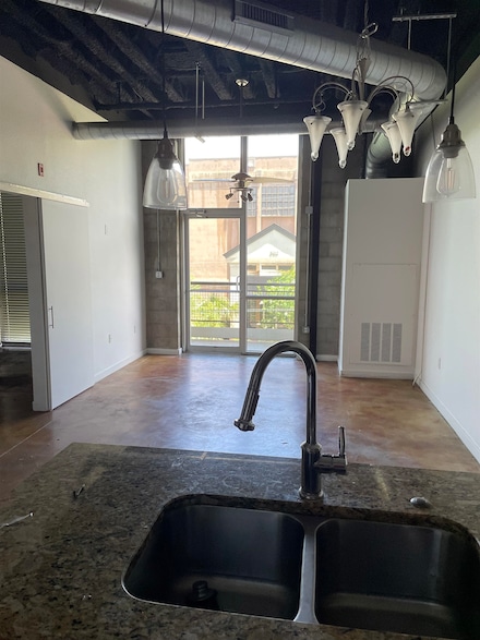 420 N Adams St Unit 207, Tallahassee, FL 32301