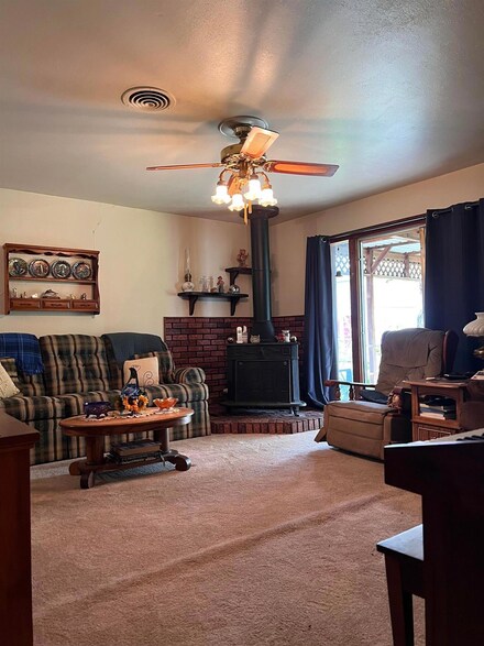 8020 Laura St, North Richland Hills, TX 76180