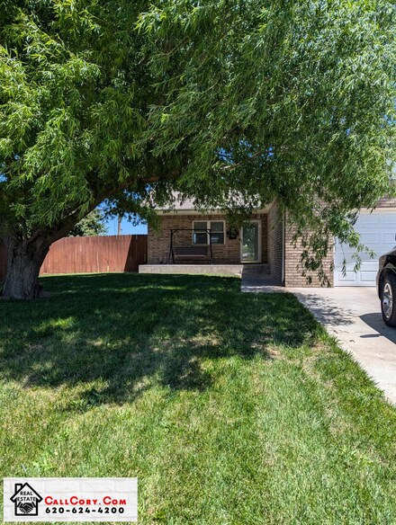 1161 Sycamore St, Liberal, KS 67901