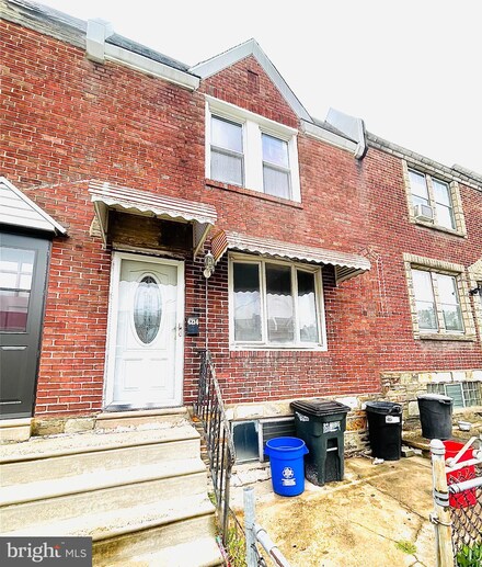 4214 Marple St, Philadelphia, PA 19136