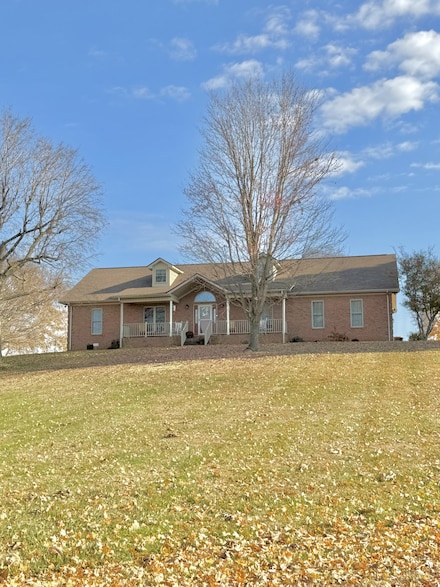 800 Mason Ln, Pembroke, KY 42266