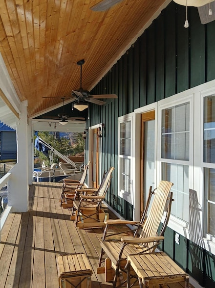 15 Lakeridge Point, Lumberton, MS 39455
