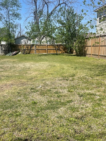 703 North Loop, Houston, TX 77022