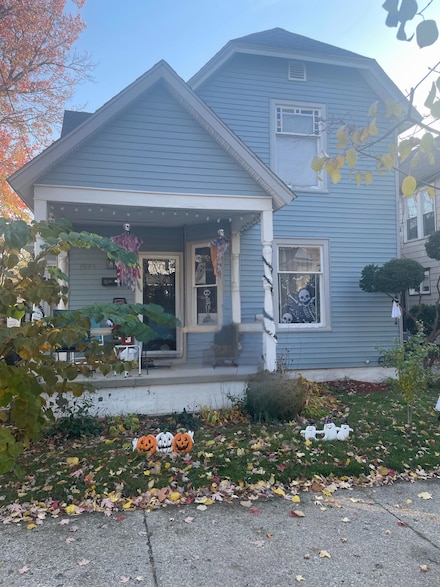 1028 Fairmount St SE, Grand Rapids, MI 49506