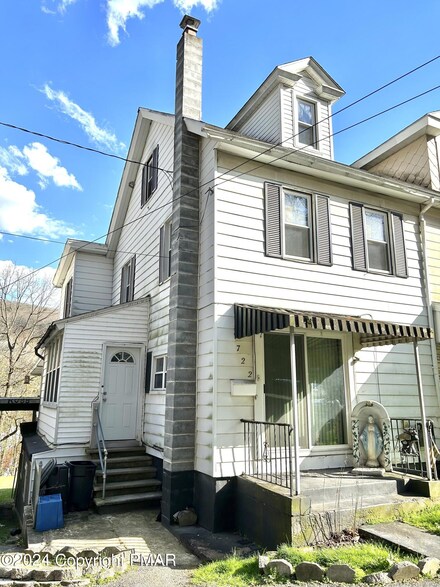 722 South St, Jim Thorpe, PA 18229