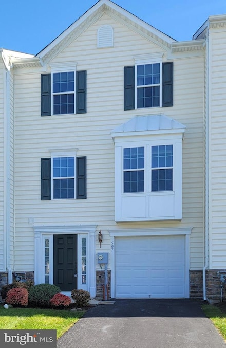 507 Tifton Ln, Coatesville, PA 19320
