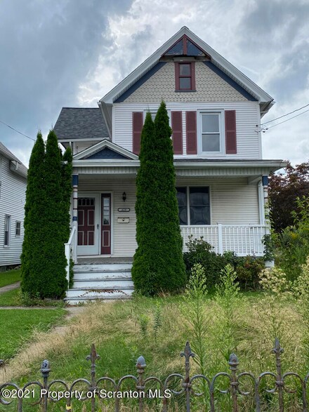 429 W Market St, Scranton, PA 18508