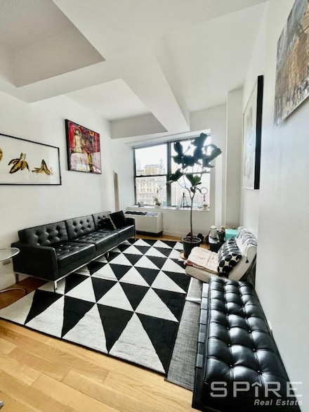 99 John St Unit 2201, New York, NY 10038