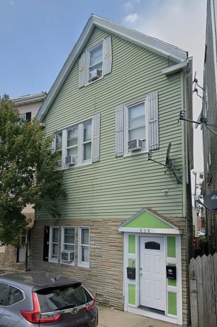 538 Saratoga St, Boston, MA 02128