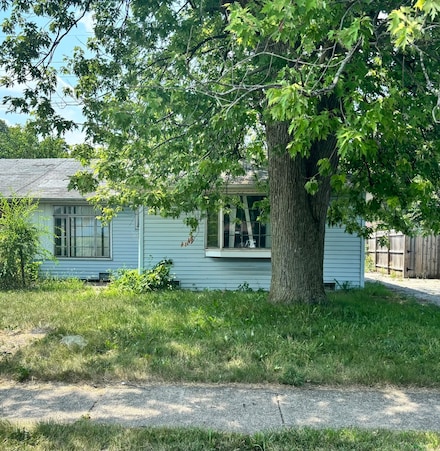 14044 S Grace Ave, Robbins, IL 60472