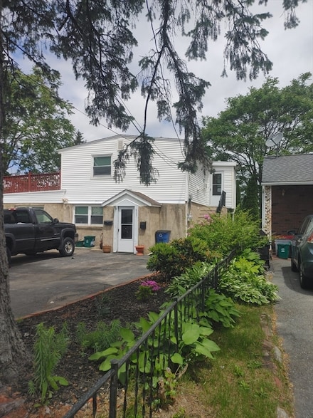 807 Franklin St, Worcester, MA 01604
