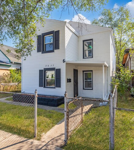 2053 Maryland St, Gary, IN 46407