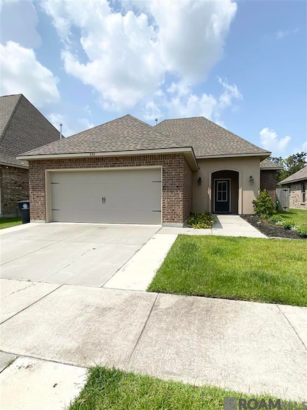 838 Sehdeva Memorial Dr, Baton Rouge, LA 70820