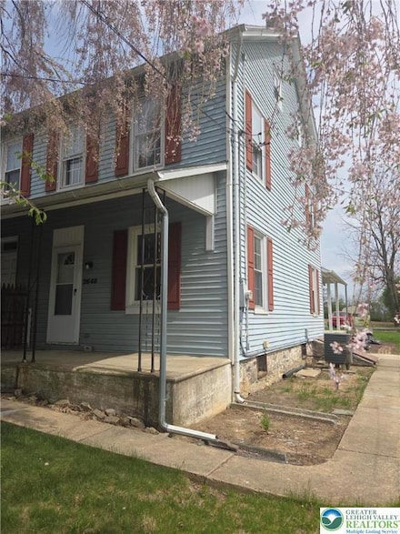 2648 Levans Rd, Coplay, PA 18037