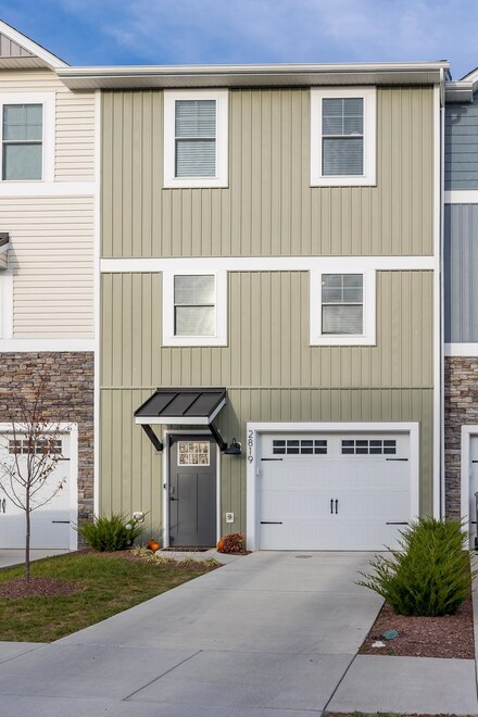 2819 Belgian Dr, Rockingham, VA 22801