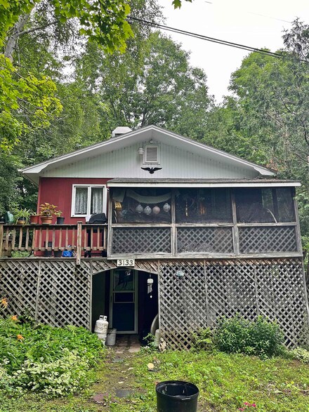 3133 Vance Hill Rd, Newport Center, VT 05857