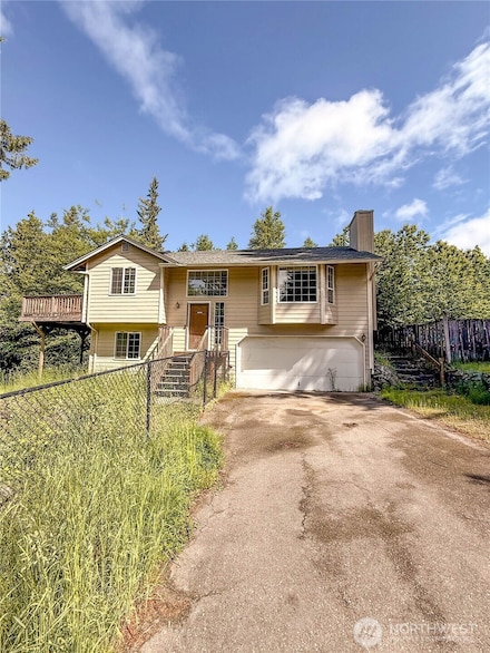 7033 E Polk Ave, Port Orchard, WA 98366