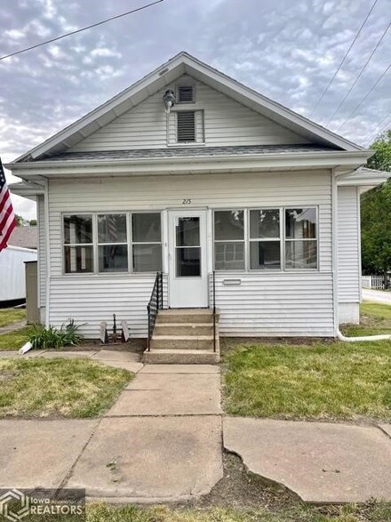 215 S 19th St, Keokuk, IA 52632