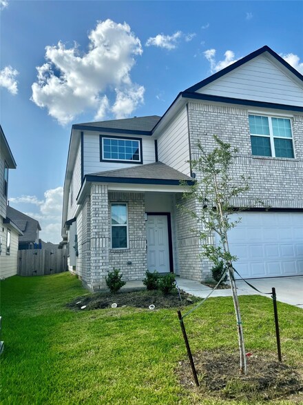 5019 Yellow Ginko Trail, Spring, TX 77373