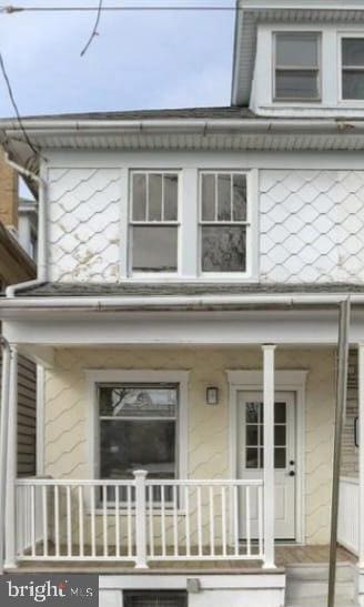 1339 W Spruce St, Coal Township, PA 17866