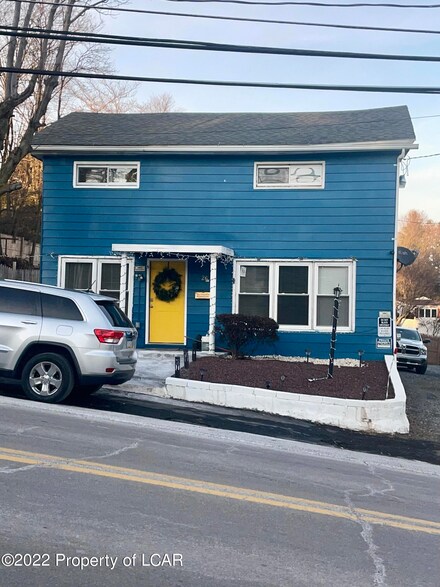 26 Stout St, Yatesville, PA 18640