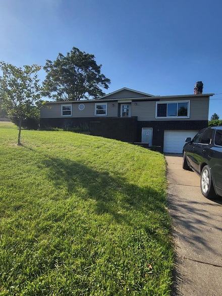48 Parkway Estates, New Cumberland, WV 26047
