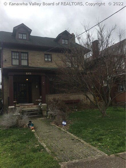 1527 Lewis St, Charleston, WV 25311