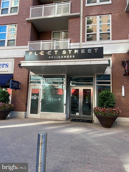 157 Fleet St Unit 906, Oxon Hill, MD 20745