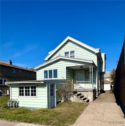 1372 E Delavan Ave, Buffalo, NY 14215